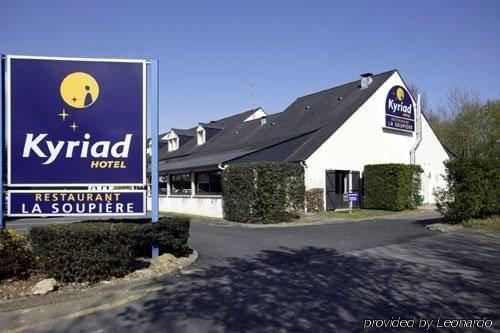 Kyriad Rennes Nord Hotel Exteriör bild